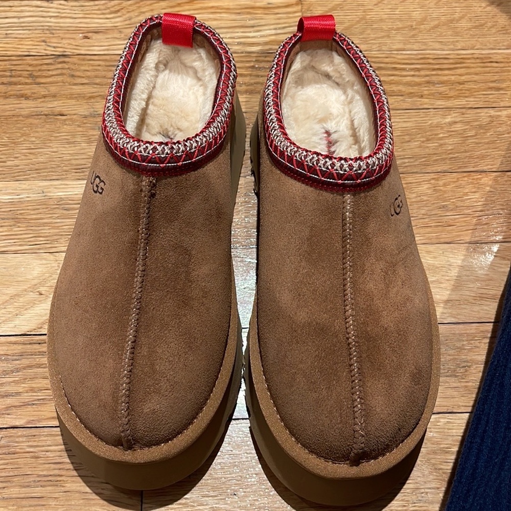 Tazz slipper women’s size 8